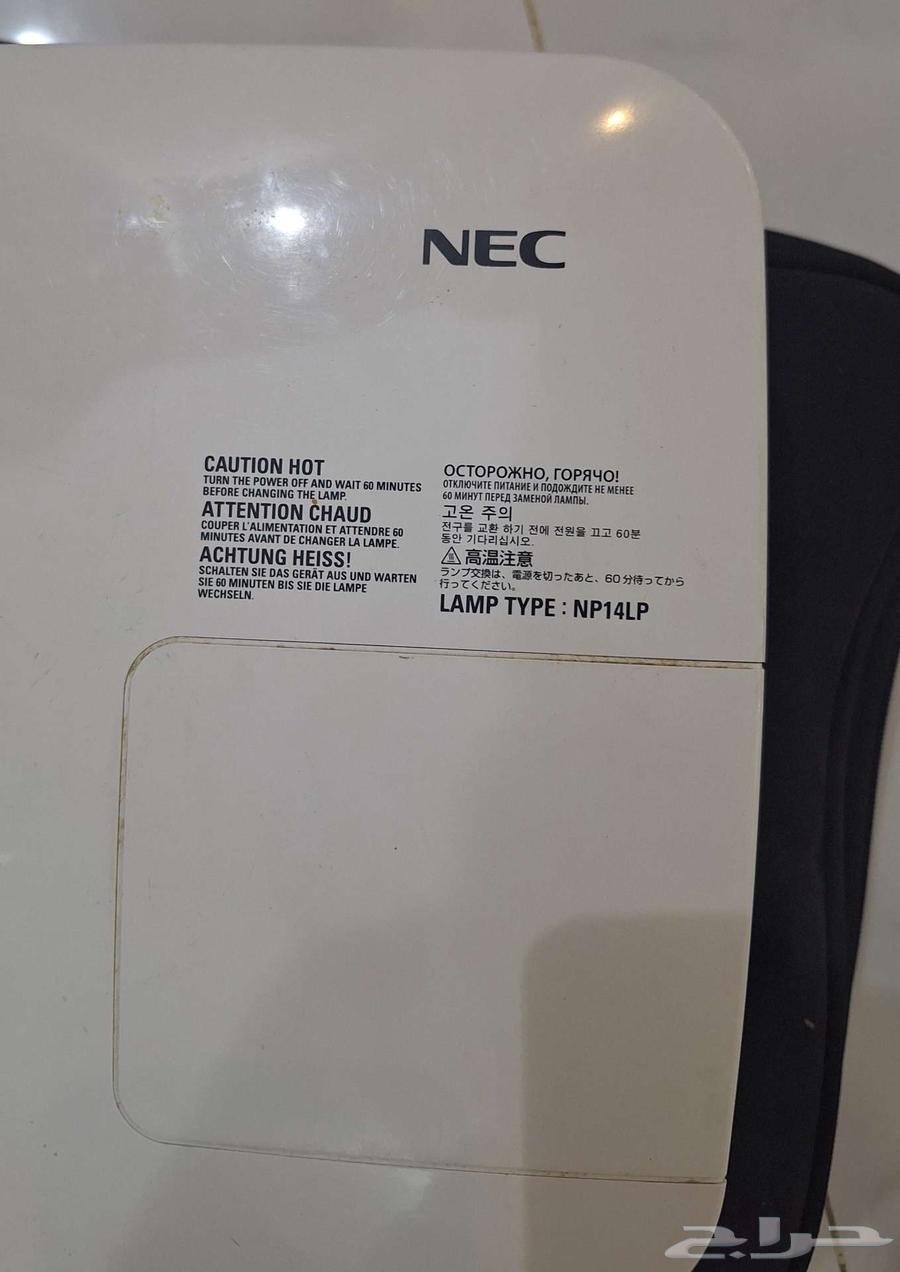 بروجكتر سوني للبيع64562348059139112