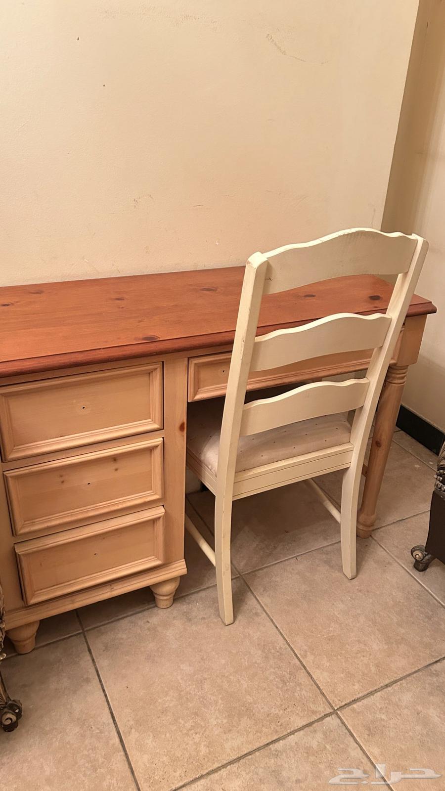 غرفة للبيع64556609704962112