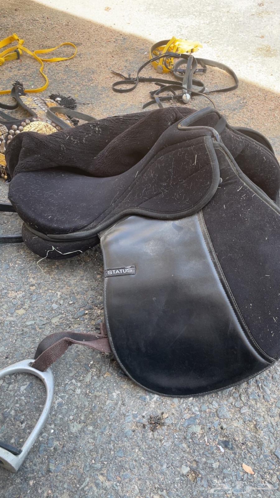 Stoos saddle with accessories returned64557699001859110