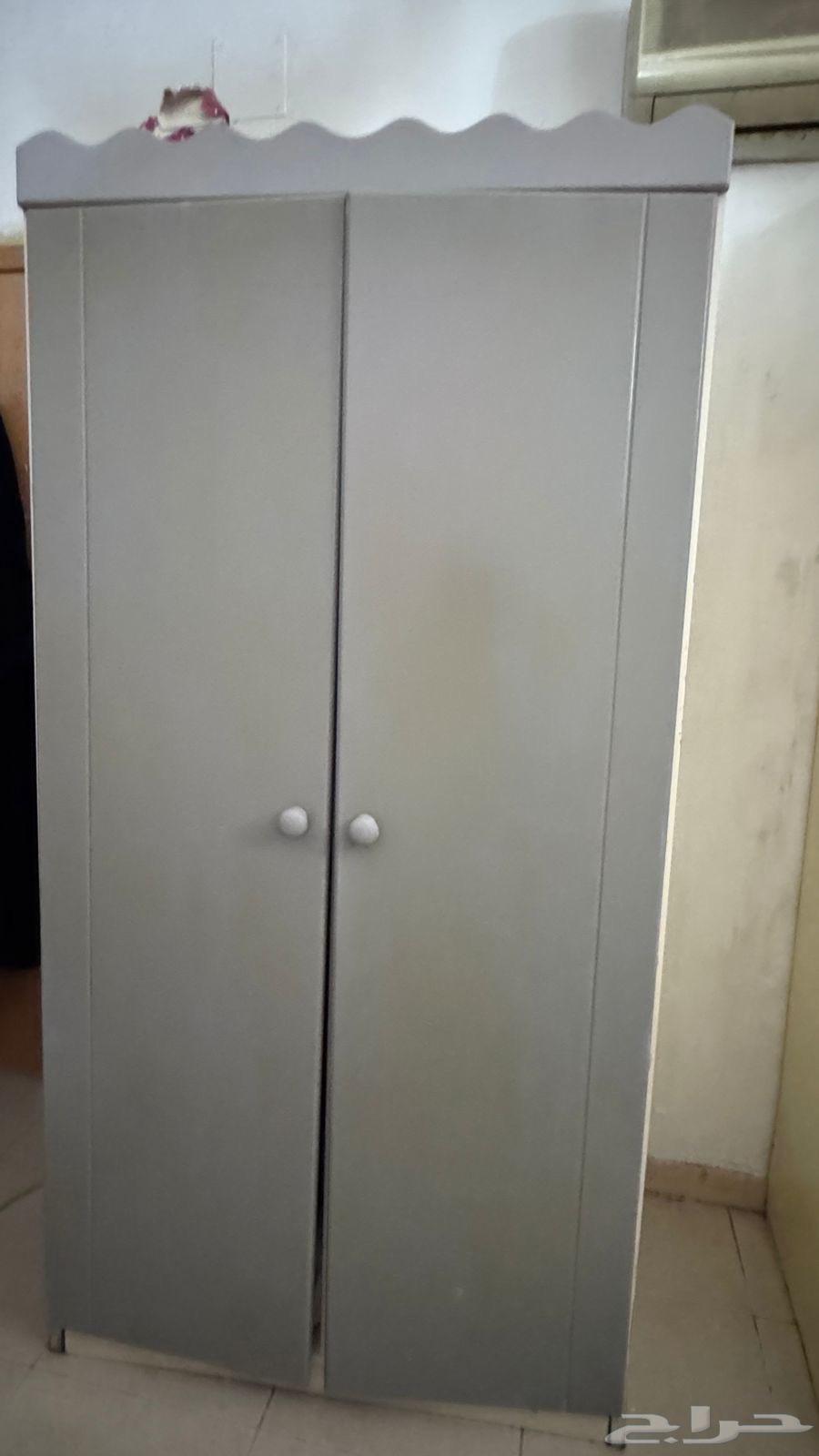 غرفة نوم لشخصين من ثمان قطع لمن يحتاج64558933211393113