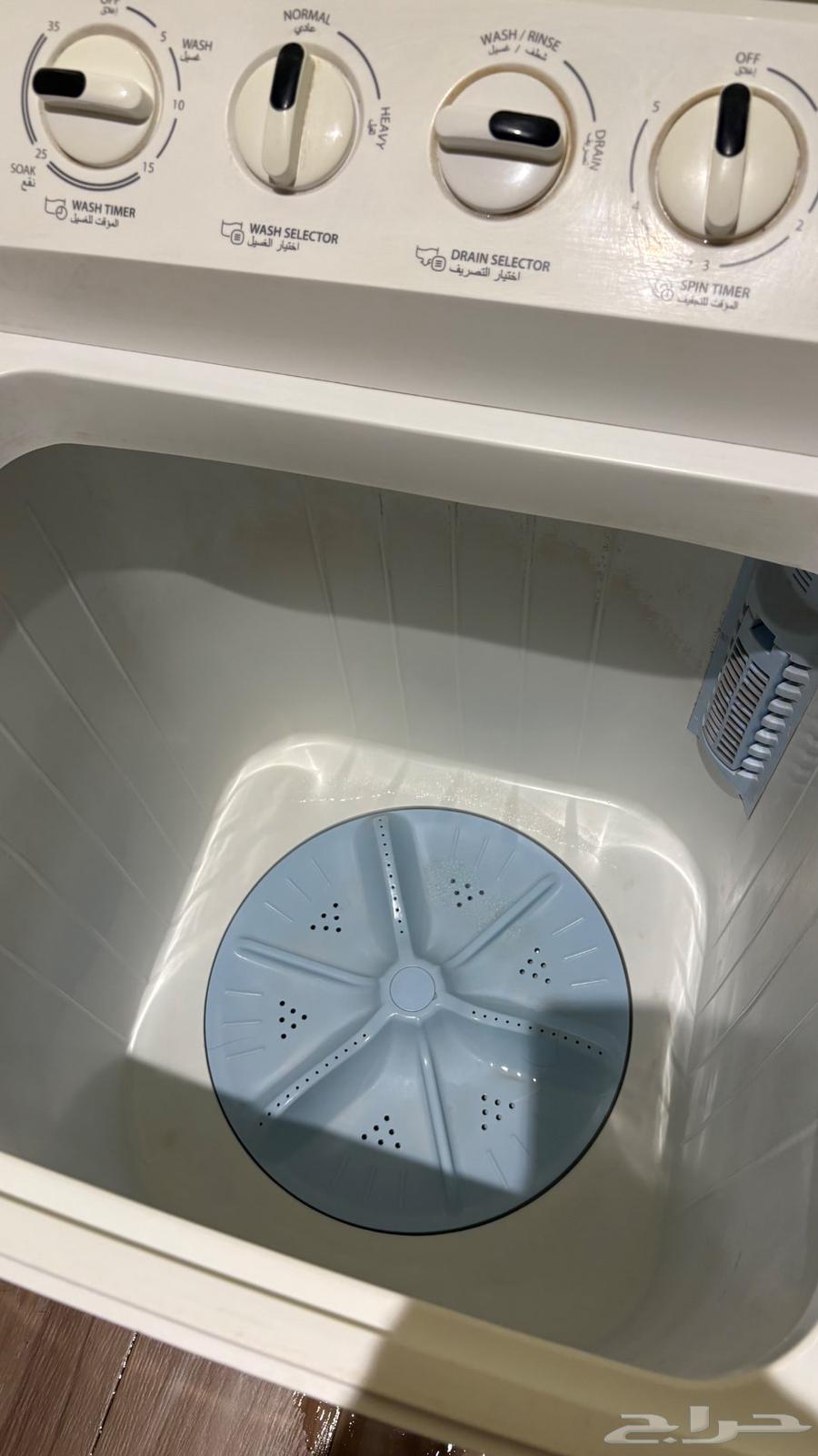 غساله عاديه كل شي فيها شغال بس مفقوده الغطاء 12 كيلو64558850546178112