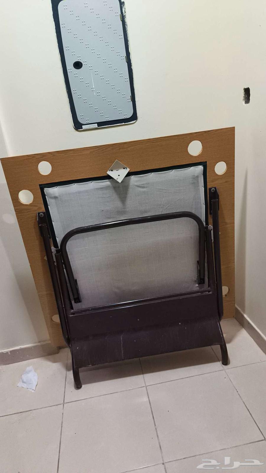 Bluto Table64561685659649110