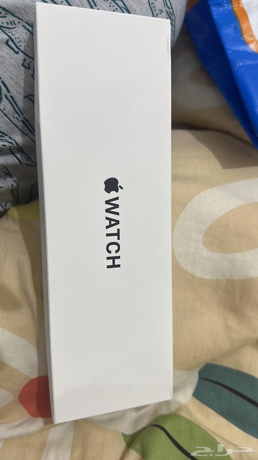 ساعه ابل 11 جديده بكرتونها لم تفتح للبيع64562094844802112