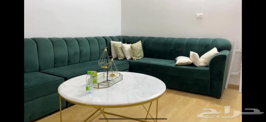 Sofa for sale with its tables64412963347587110