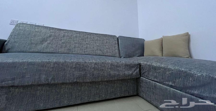 سرير أريكة كبير بحالة ممتازة   الرياض   800 ريال سعودي64558738722050111