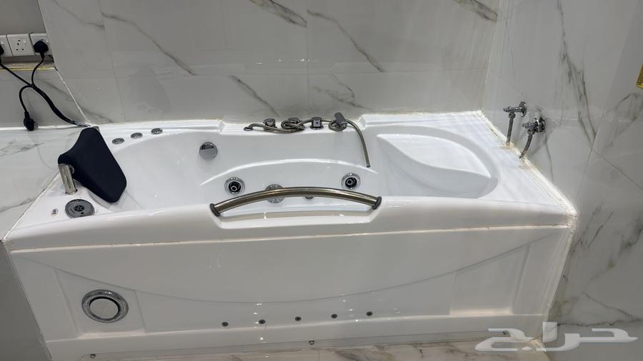 Jacuzzi64562894927619111