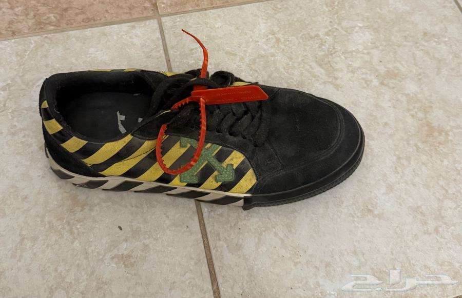 شوز اوف-وايت64562235446018110