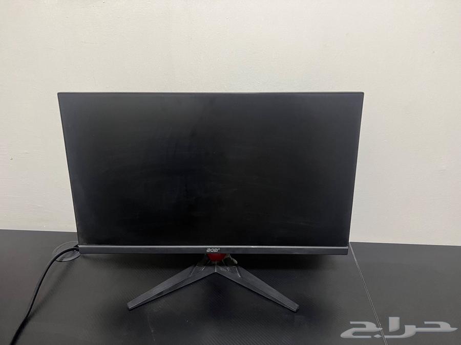 Gaming Chair and Table with Screen64560276777219112