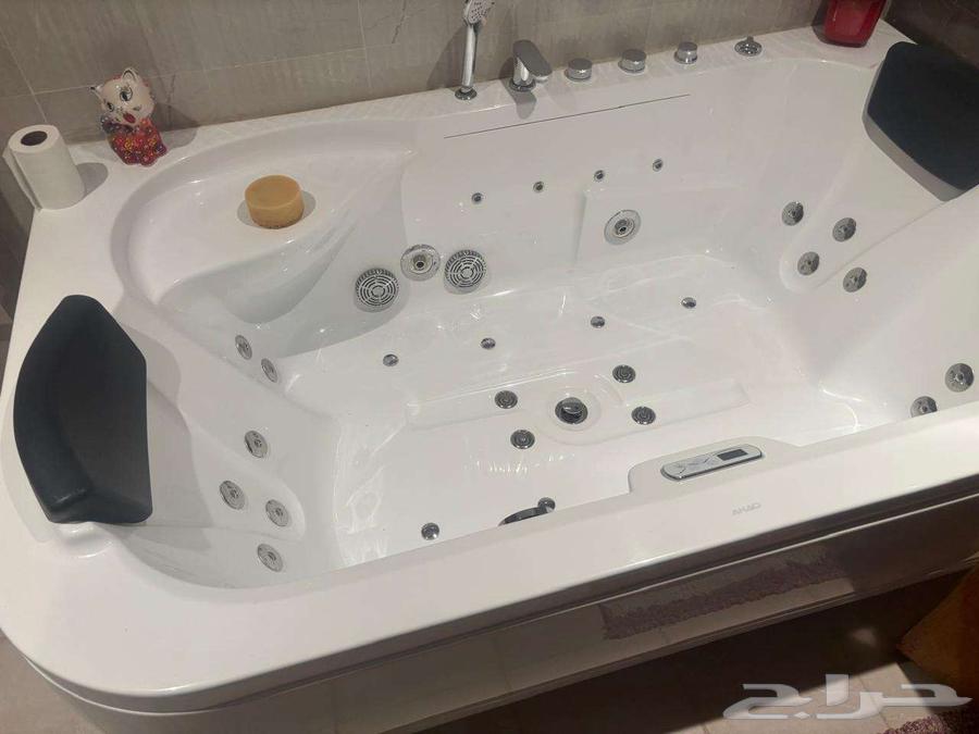 جاكوزي مع بلو توث ومثبت حرارة يعمل مع مضخة المساج64561685667969110