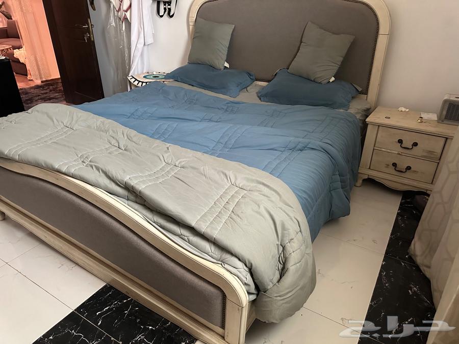 Complete bedroom set64562080341762111