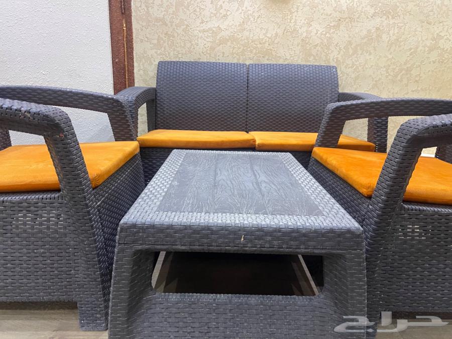 اطقم كراسي و طاولات للجلسات الخارجية64554690587394110