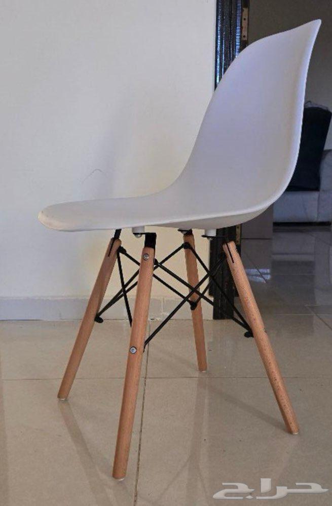 للبيع (سرير ايكيا ومكتب مع كرسي)64571106620163112