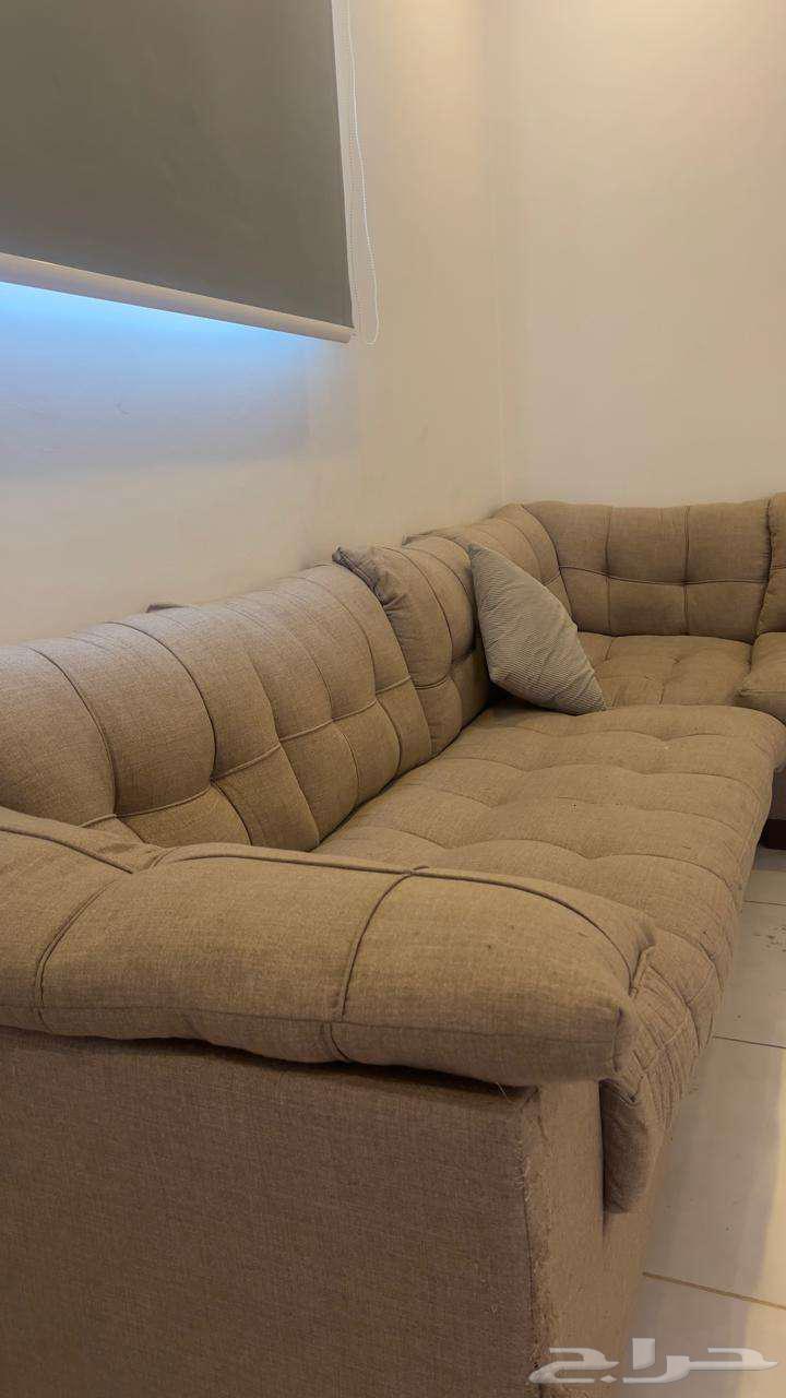 L-shaped cabinet, double bed with mattress, drawer table, and electric oven64564546043009111