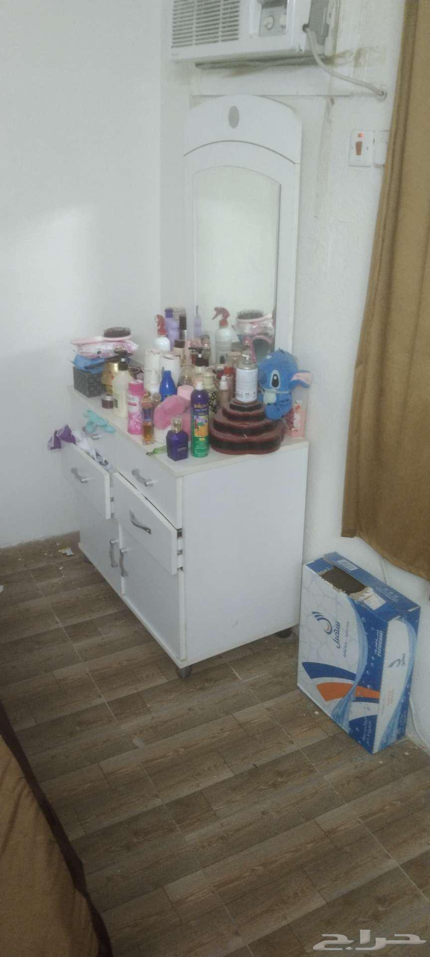 للبيع عفش64568947750403111