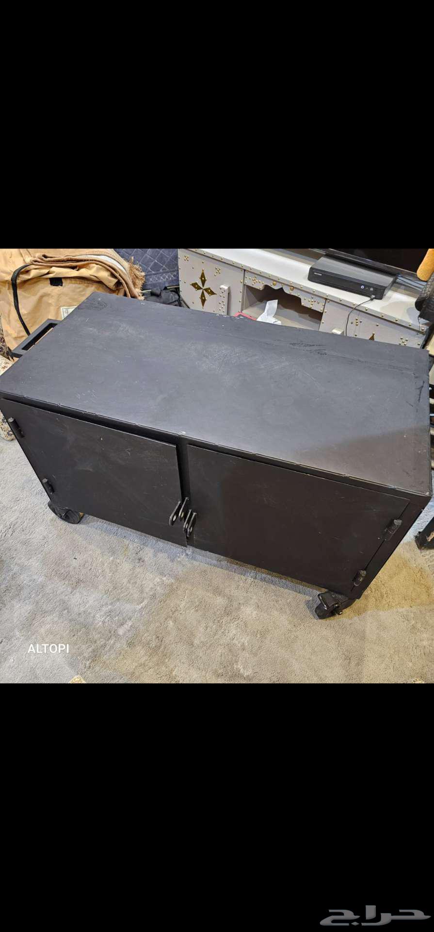 دولاب حديد تفصيل يتحمل اوزان ثقيله64564852560386110