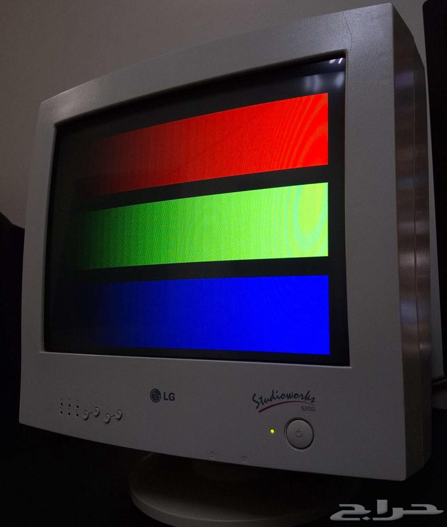 LG Studioworks 520Si CRT Monitor Old Computer Screen64565744490369110