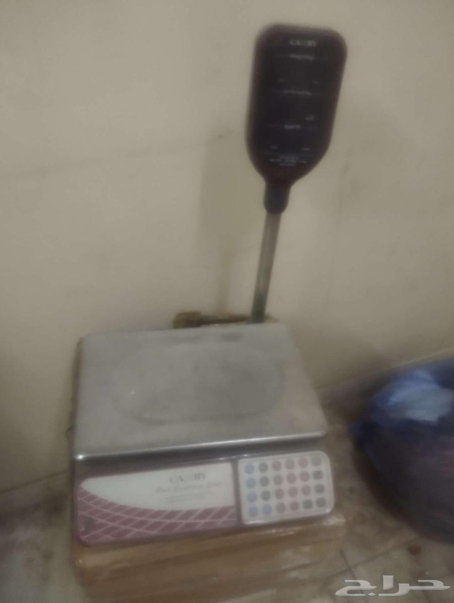 Electronic scale for sale, used but working64564033099393110