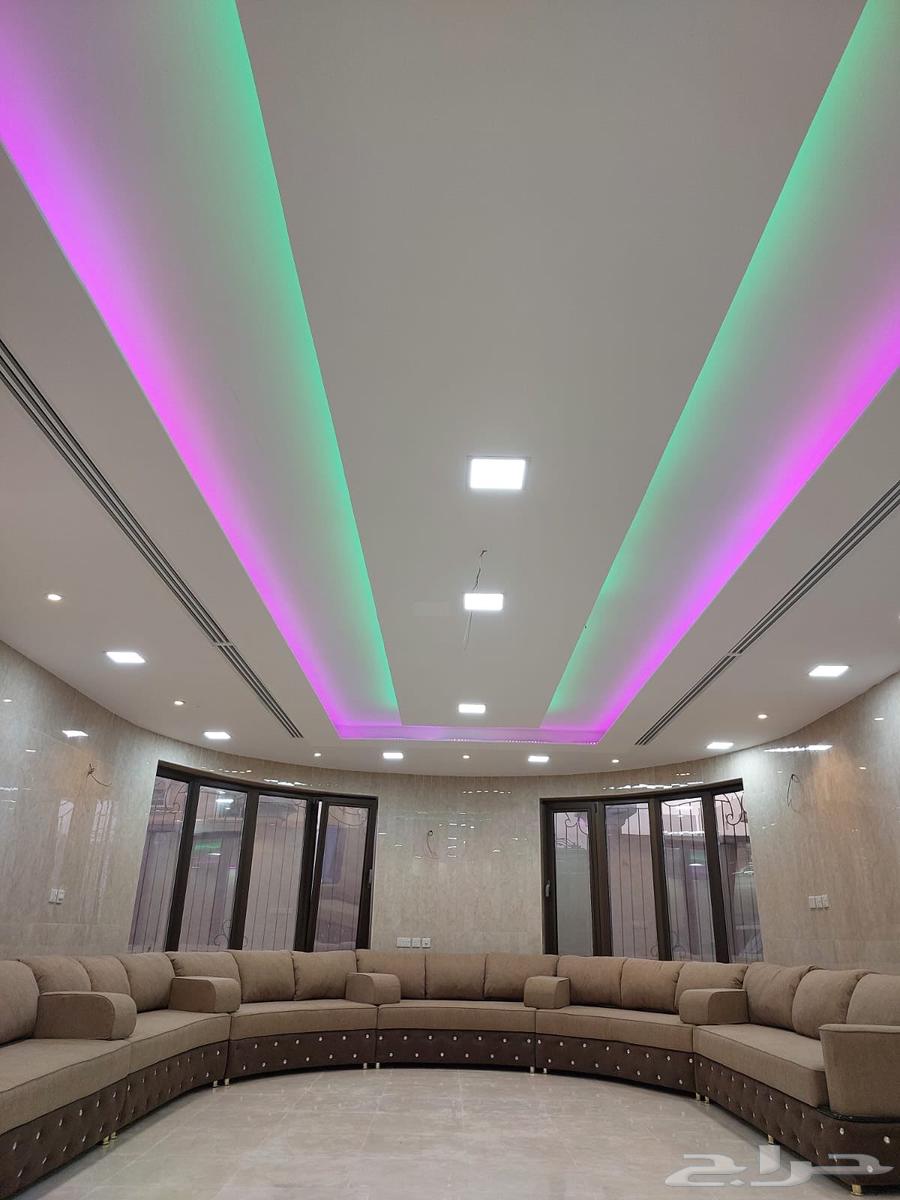 طقم كنب شبه جديد للبيع64567267482242111