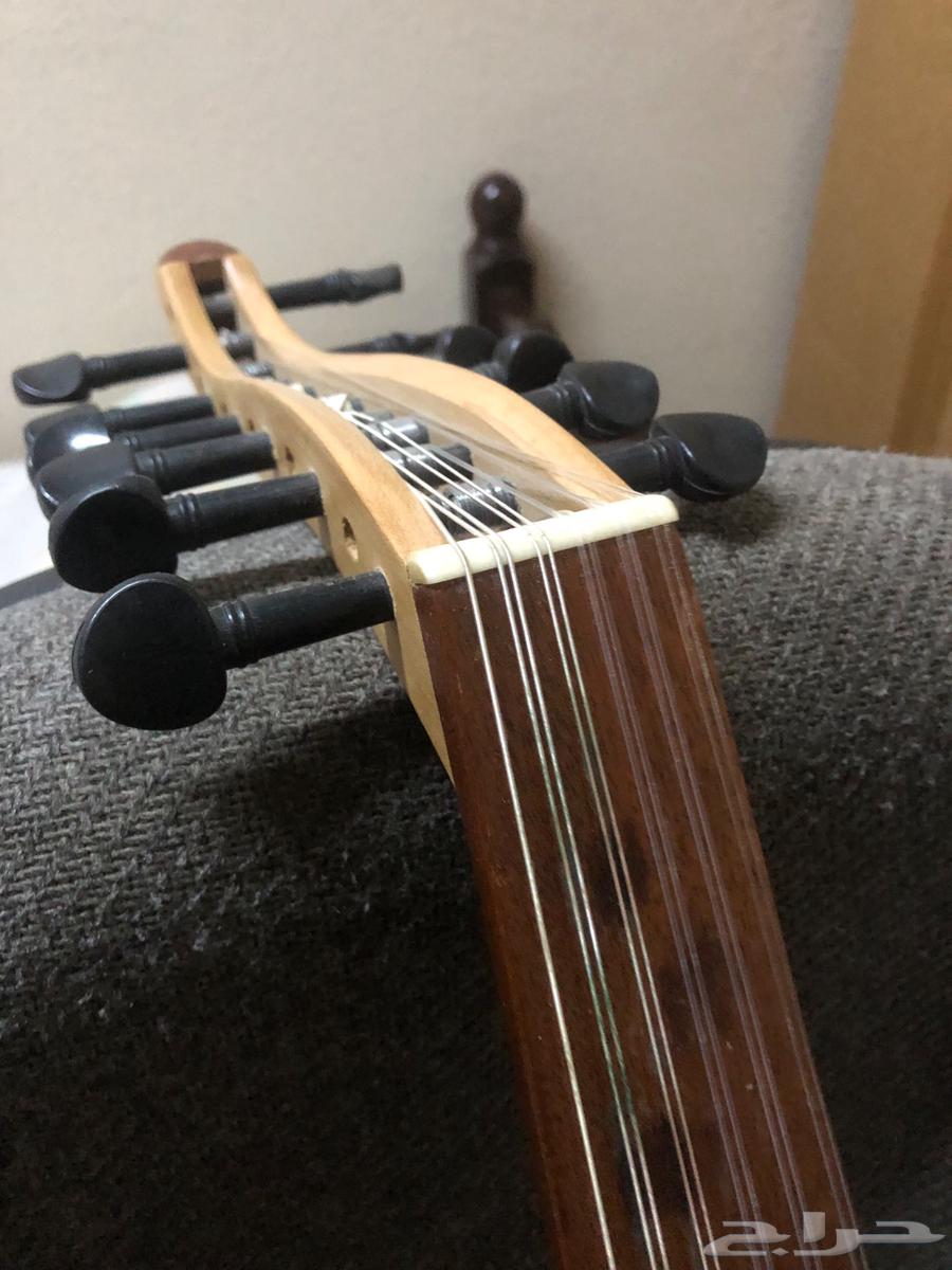 الة عود بحريني64567725323907110