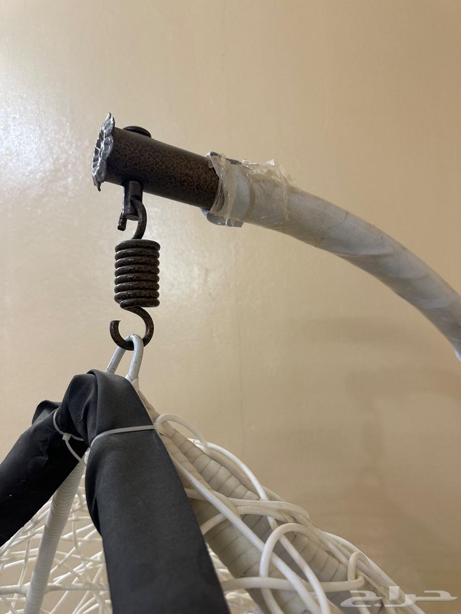 Swing Chair and Storage Box for Sale64568182151938111