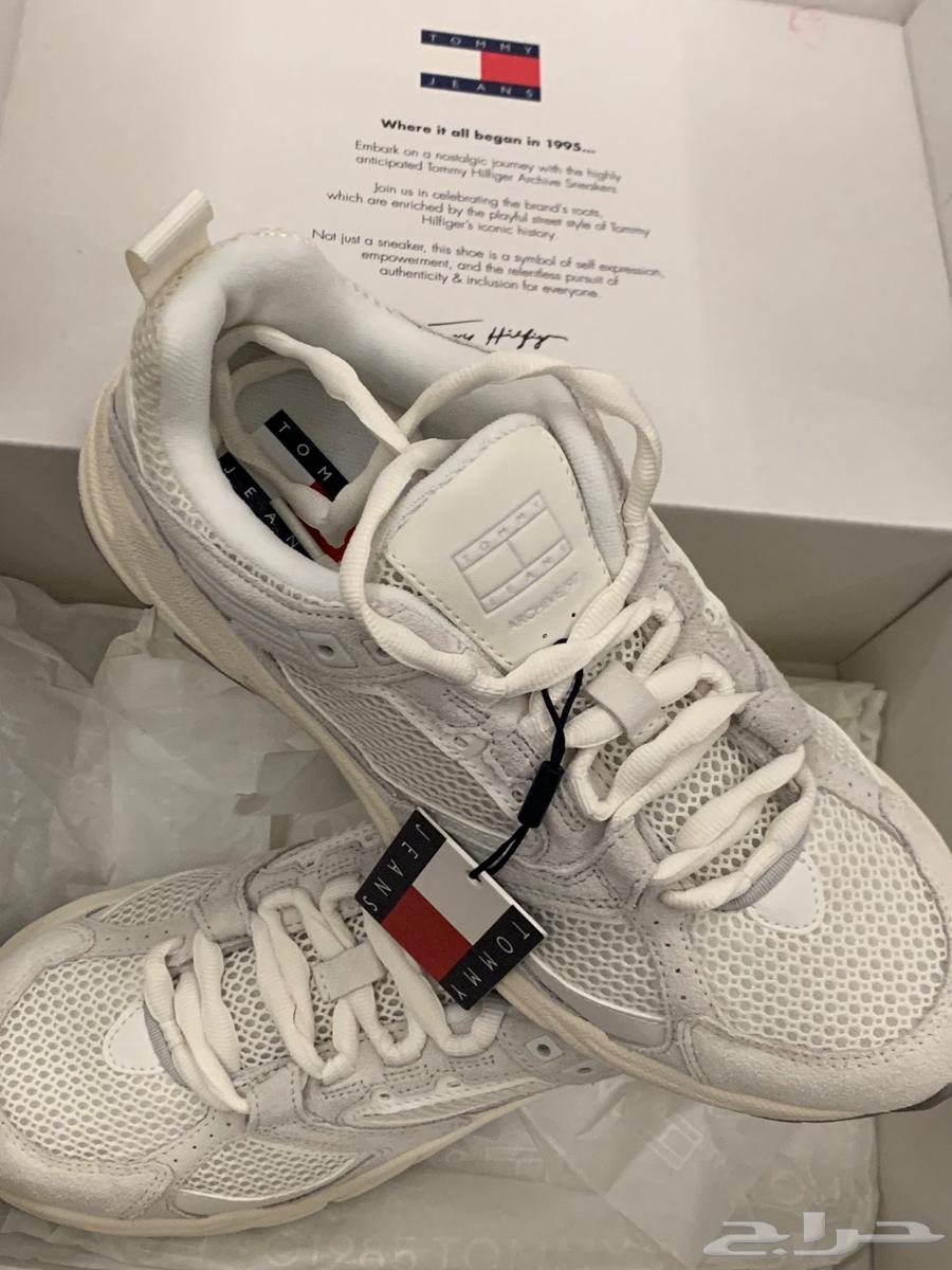 حذاء تومي جينز بيج رمادي بسعر مخفض64569576198018112