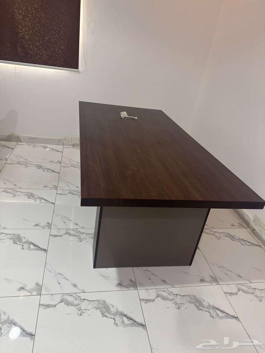 طاولات وكراسي مكتبية   مكيف سبلت 24 للبيع   الرياض64565061580931110