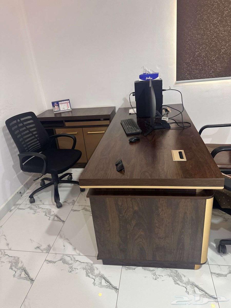 طاولات وكراسي مكتبية   مكيف سبلت 24 للبيع   الرياض64565061580931111