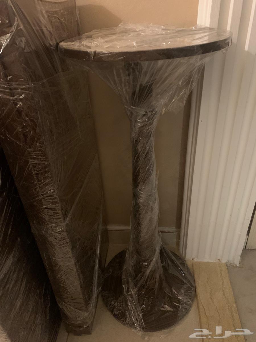 Rent a foyer table for events64565451047809111