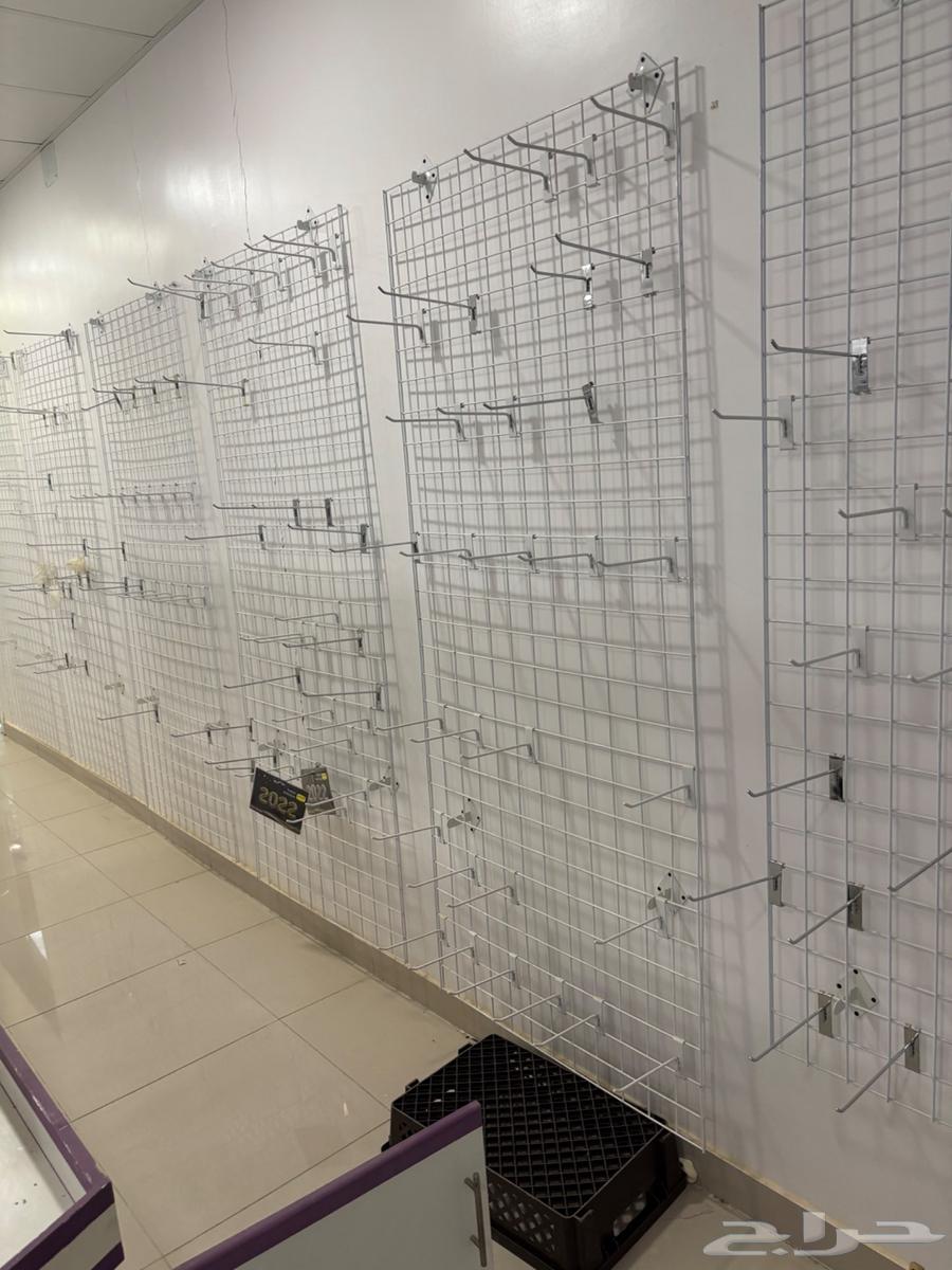 رفوف بقاله مع شبوك64565995183875113