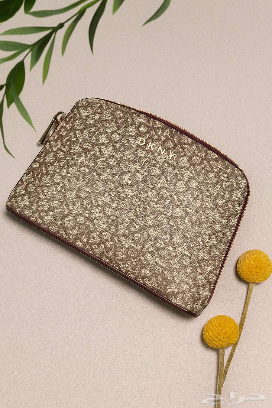 شنطة دكني DKNY اصلية - بحالة ممتازة شبه جديدة ( dkny bag )64431800824066110