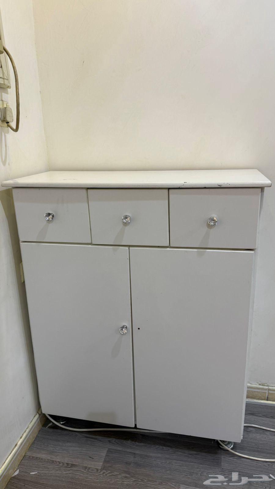 دولاب64575140563714113