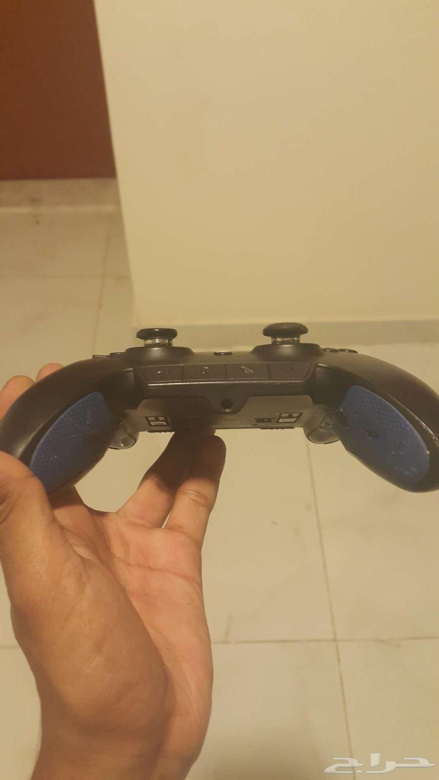 Professional RAZER Hand64572299699459110