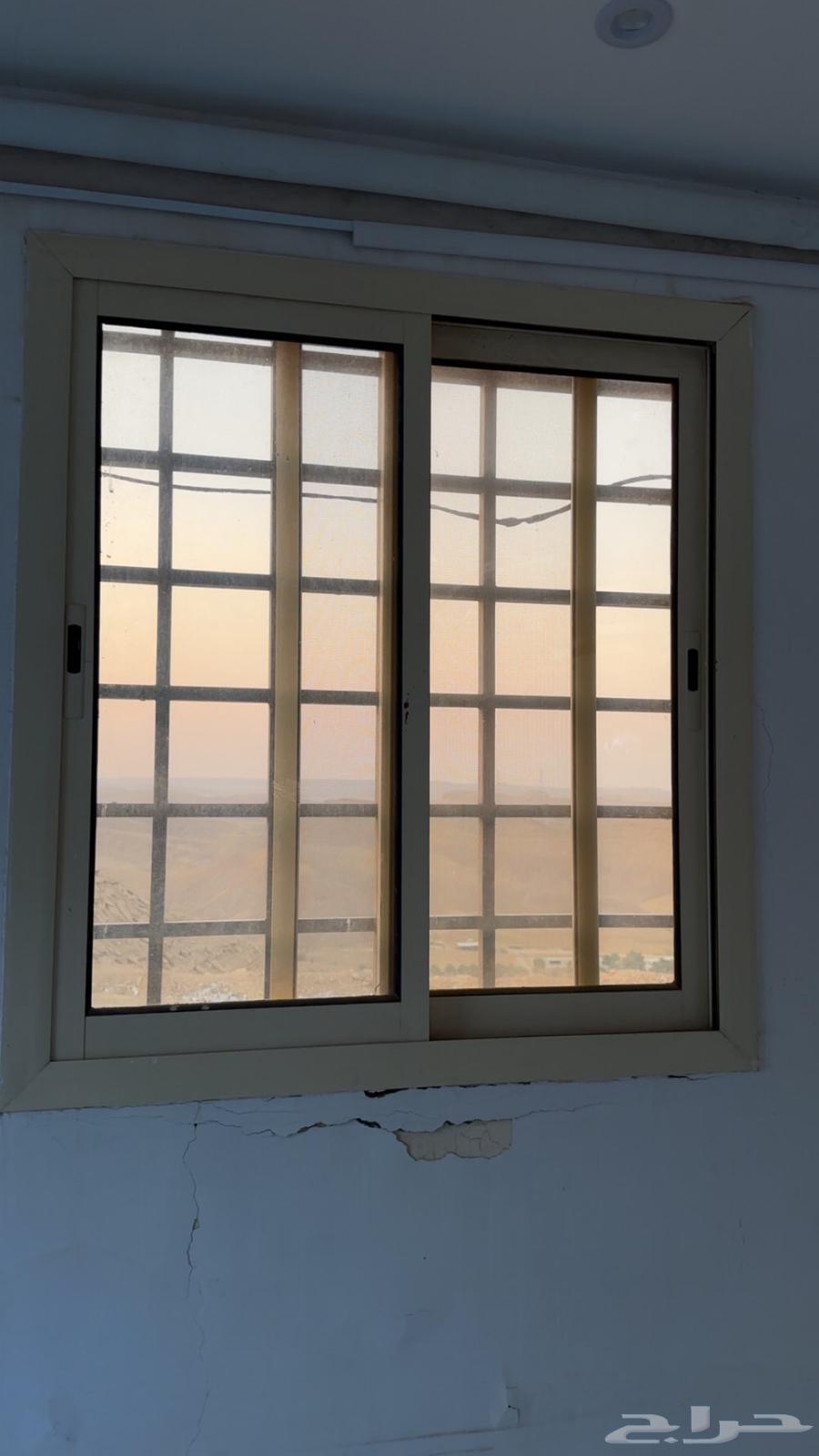 ابواب ألمنيوم نظيفة للبيع64565353987201112