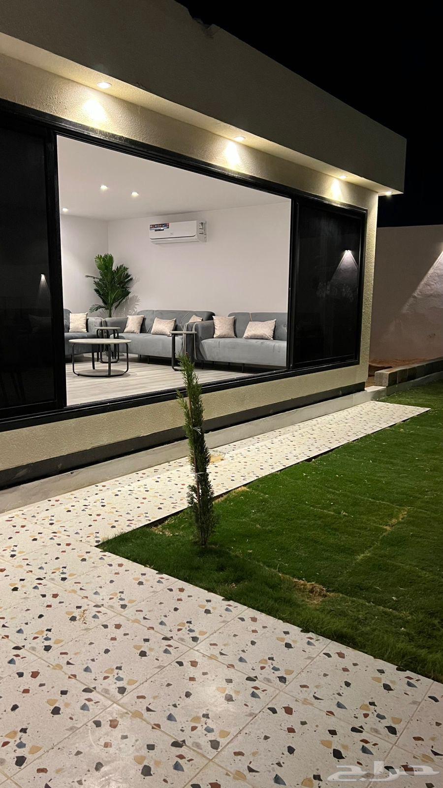 استراحه للايجار اليومي بحي الجبل جديدة64565479685121111