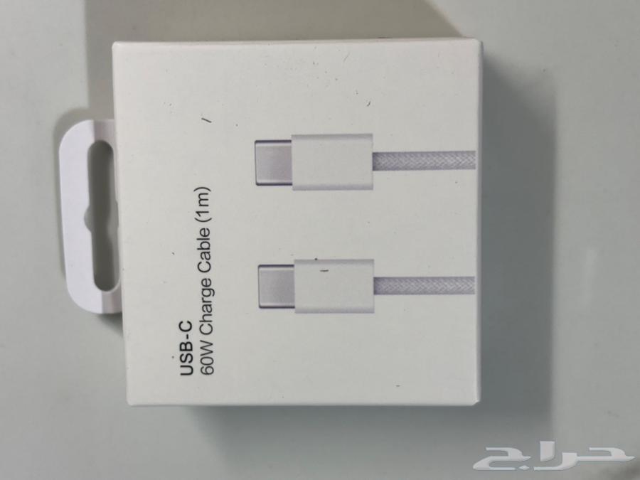 Qnine iPhone fast charger, iPhone earphones, and Type-C cable64571943283202114