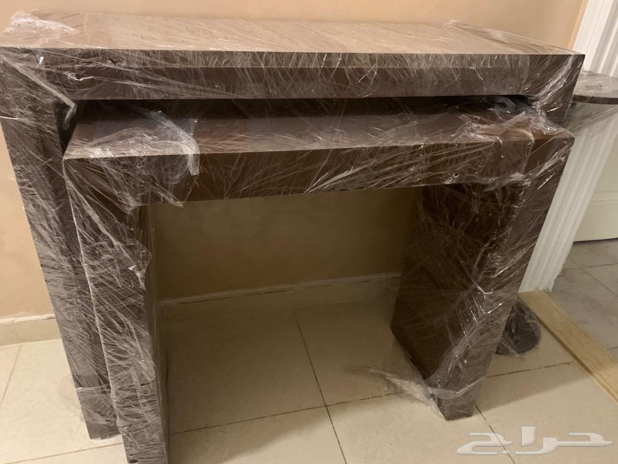 Rent a foyer table for events64565451047809113