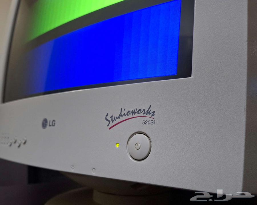 LG Studioworks 520Si CRT Monitor Old Computer Screen64565744490369111