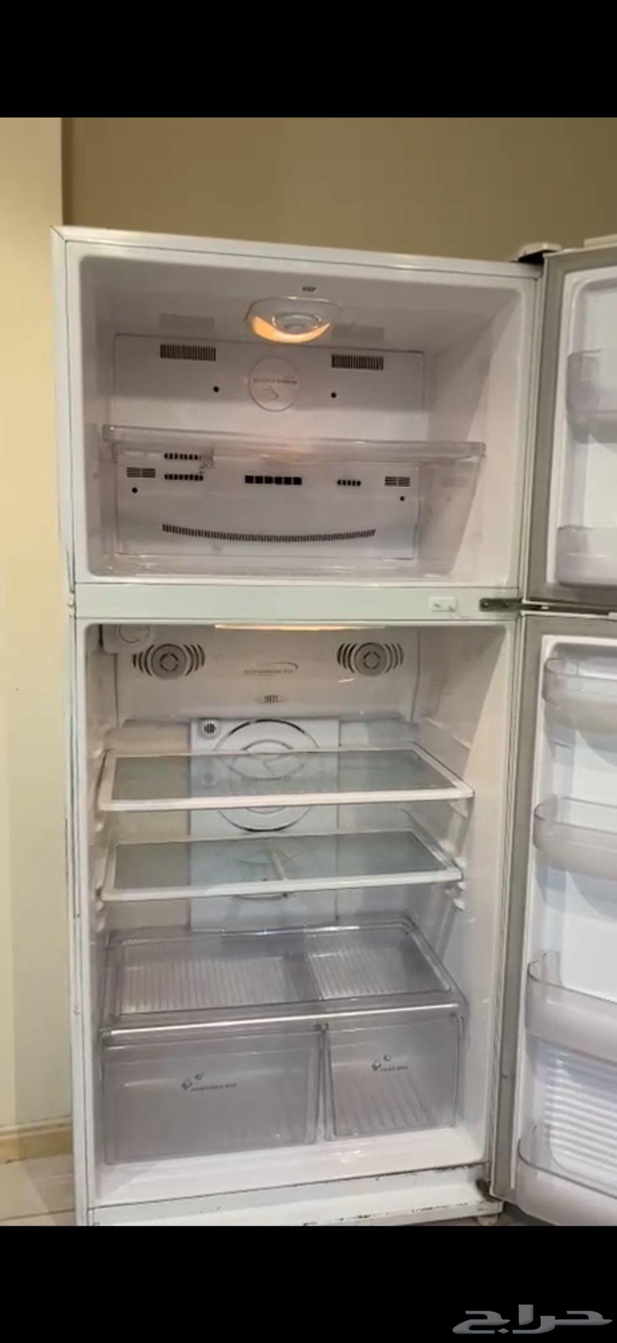 ثلاجة للبيع ب 600 قابل للتفاوض64483895032066112