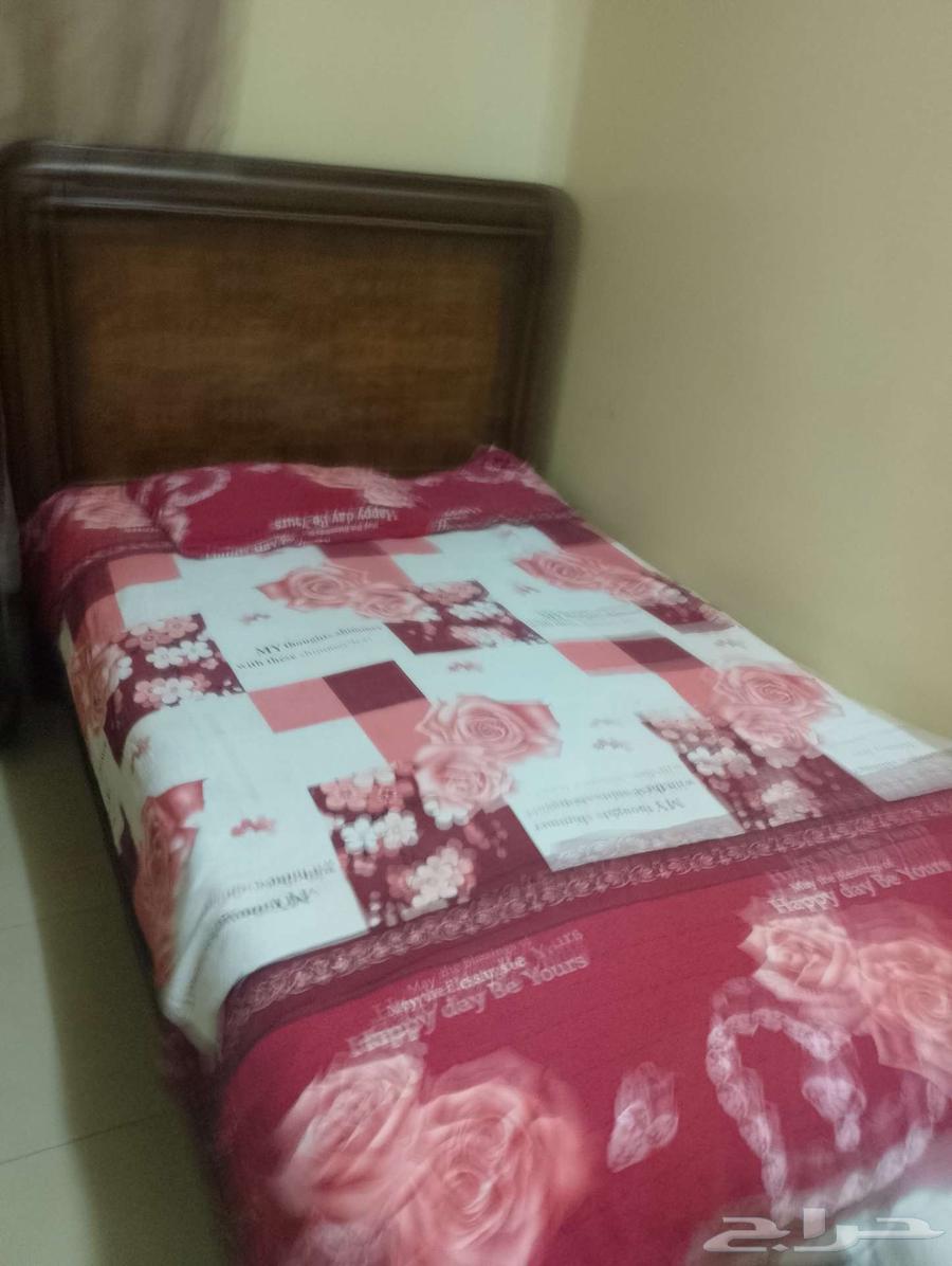 سرير نفر و نص بحاله ممتازه64577573031426111