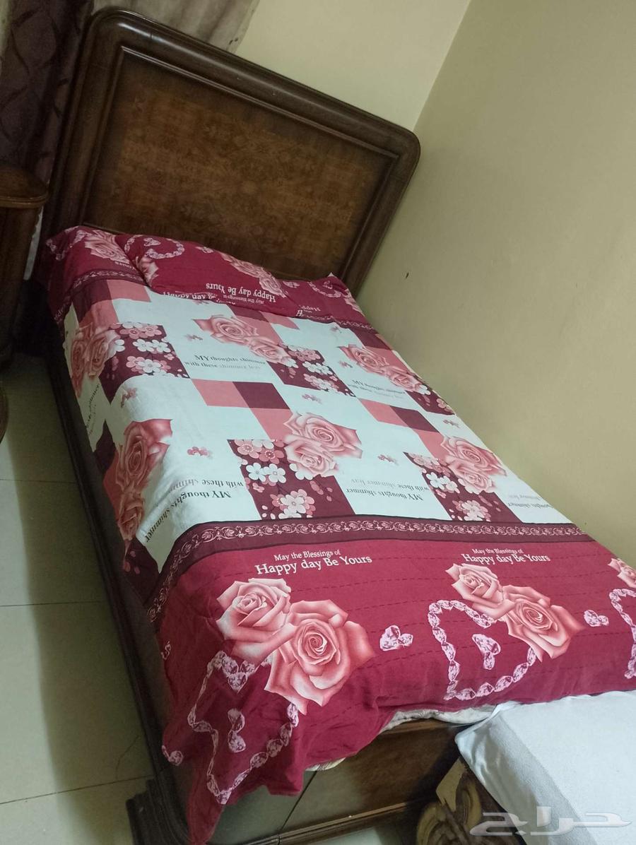 سرير نفر و نص بحاله ممتازه64577573031426112