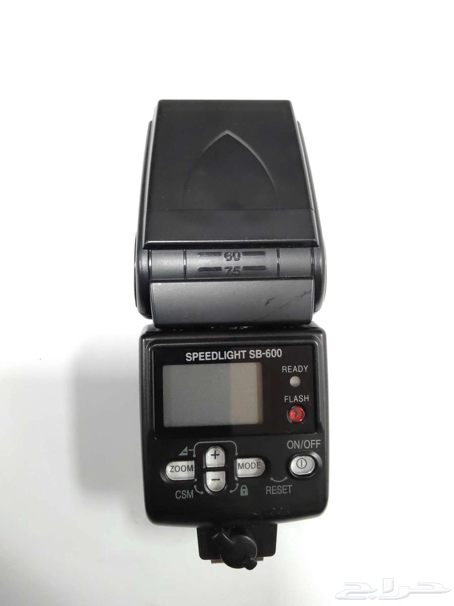 للبيع كاميرا نيكون d90 nikon64579526786307114