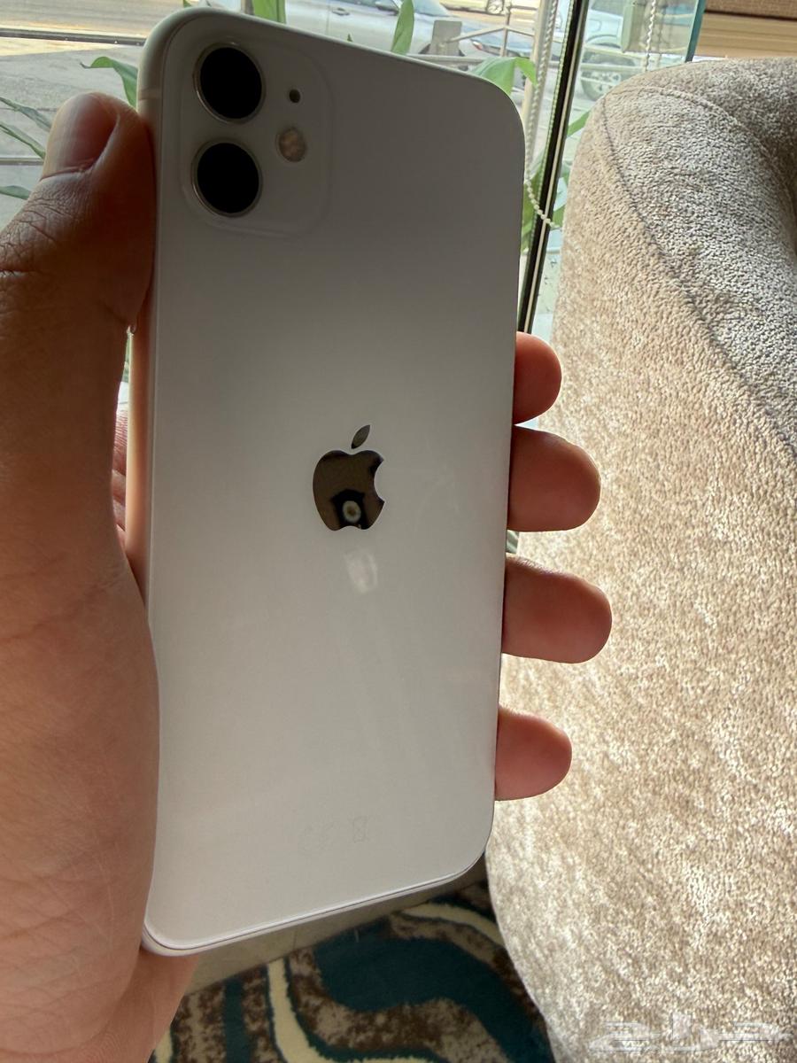 ايفون 11 ابيض 256 جيجا64573545477889110