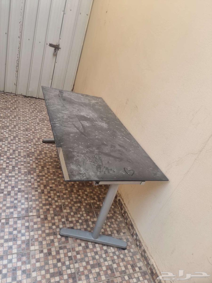 طاوله مكتبيه للبيع64574649716226111