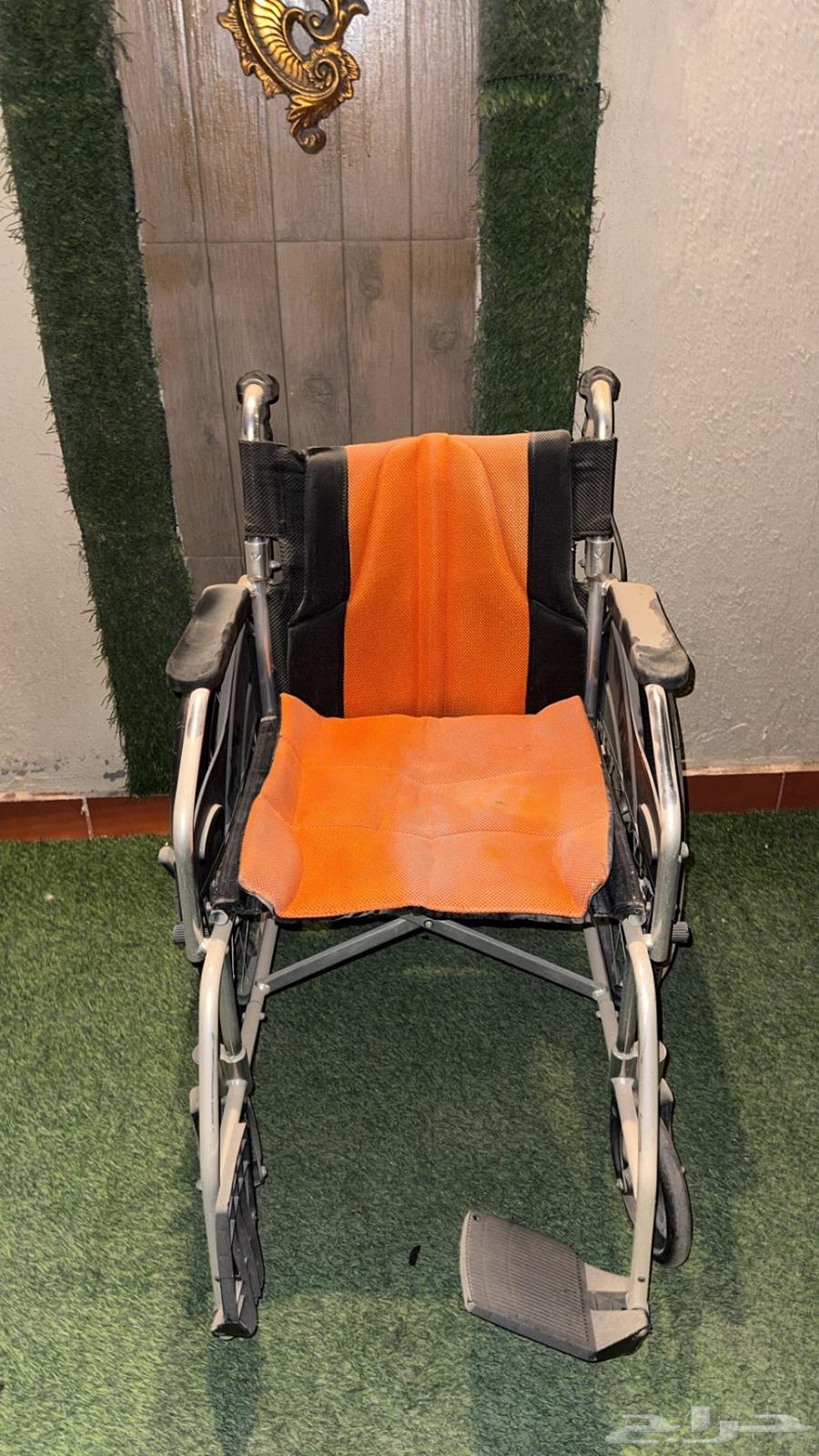 سرير مستشفى كهربائي وكرسي احتياجات خاصة64577712853763114