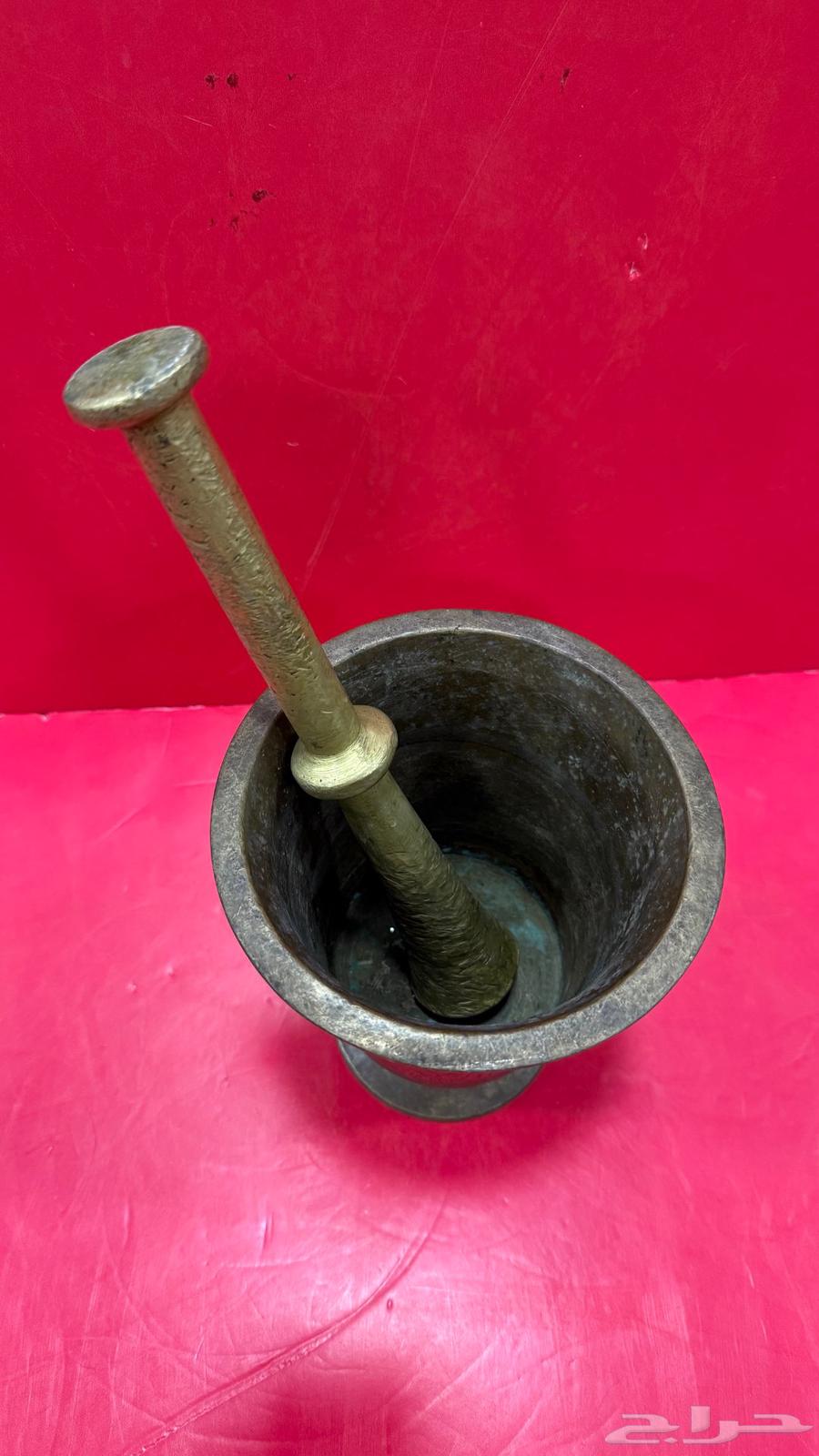 Syrian engraved dagger64578381860098113