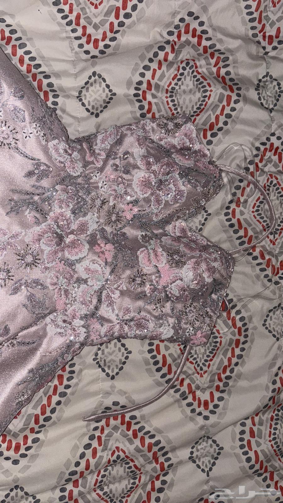 فستان للبيع لبستو 4 ساعات64574957600387112