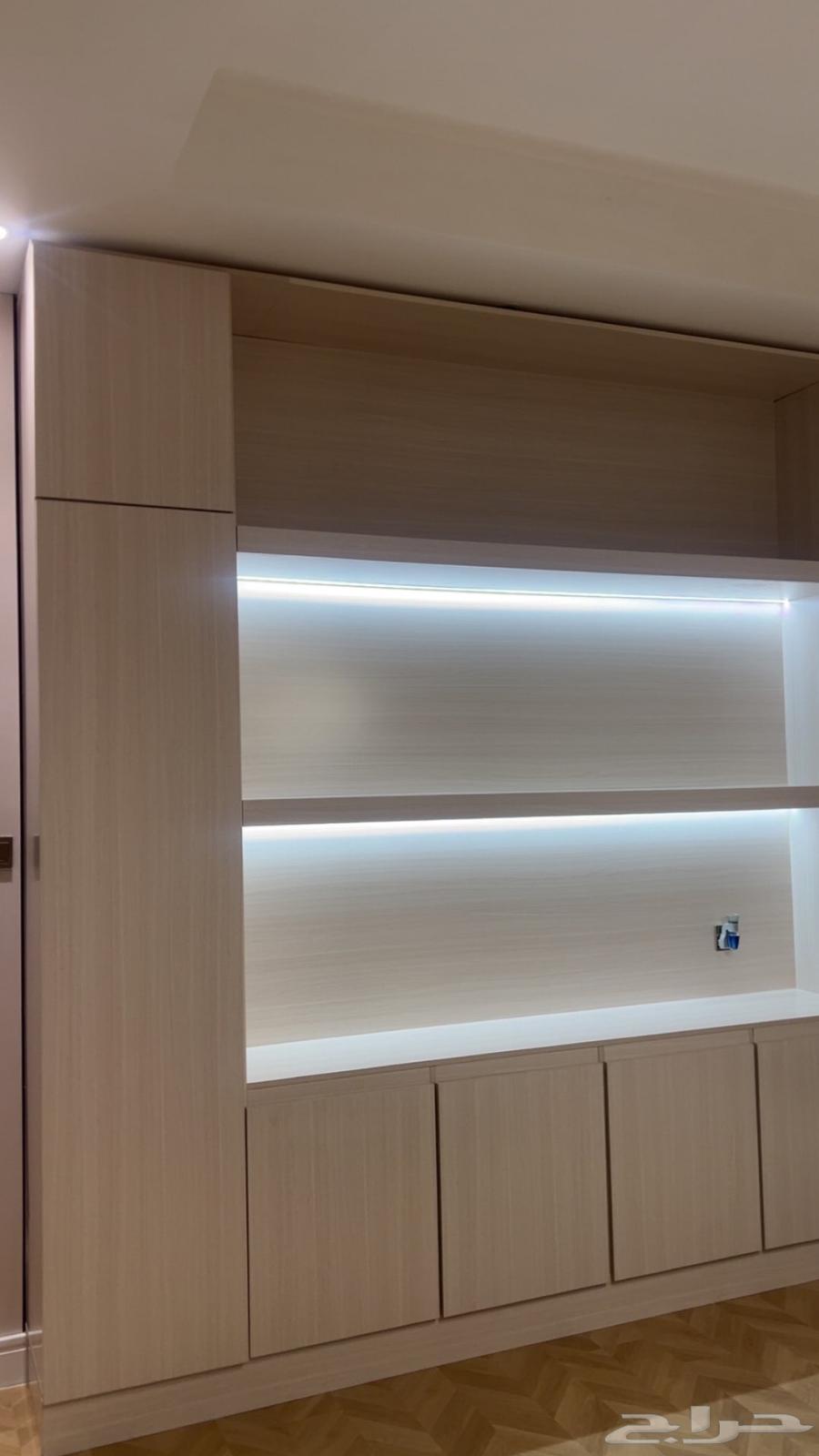 دولاب عبايه  بوفيه64576326041985112