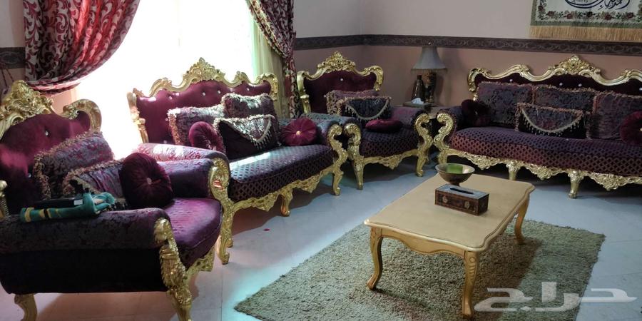 طقم كنب 7 مقاعد للبيع على السوم الكنب في حالة نظيفة جدا64578813872898111