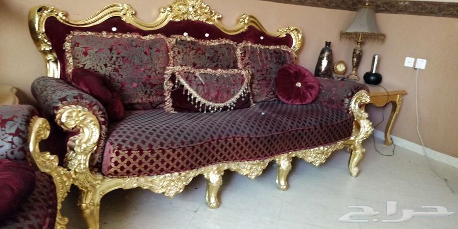 طقم كنب 7 مقاعد للبيع على السوم الكنب في حالة نظيفة جدا64578813872898114