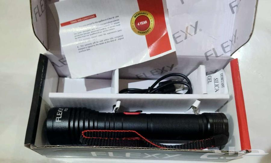 مصباح كشاف قابل لإعادة الشحن64577684891138114